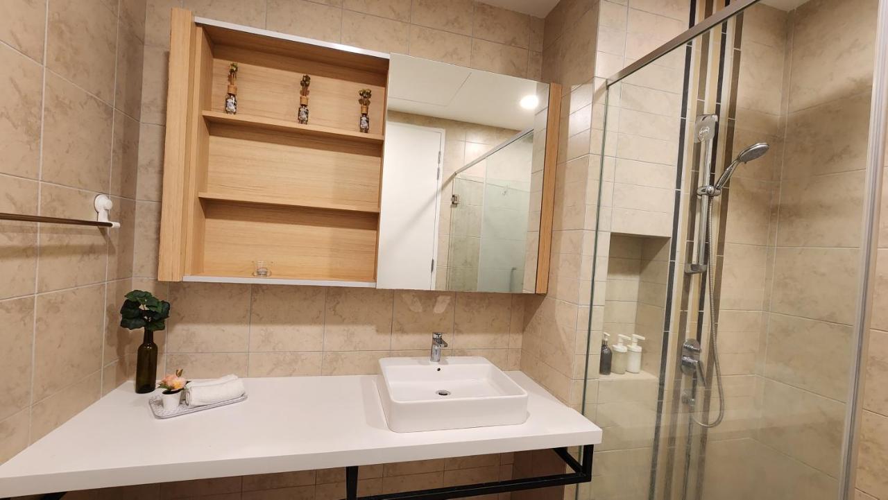 The Robertson Residence Bukit Bintang 20F クアラルンプール エクステリア 写真